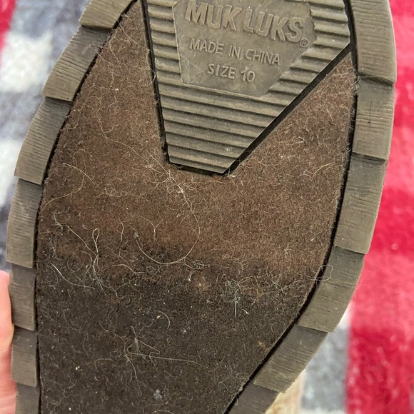 Cute Muk Luks - Picture 3 of 6